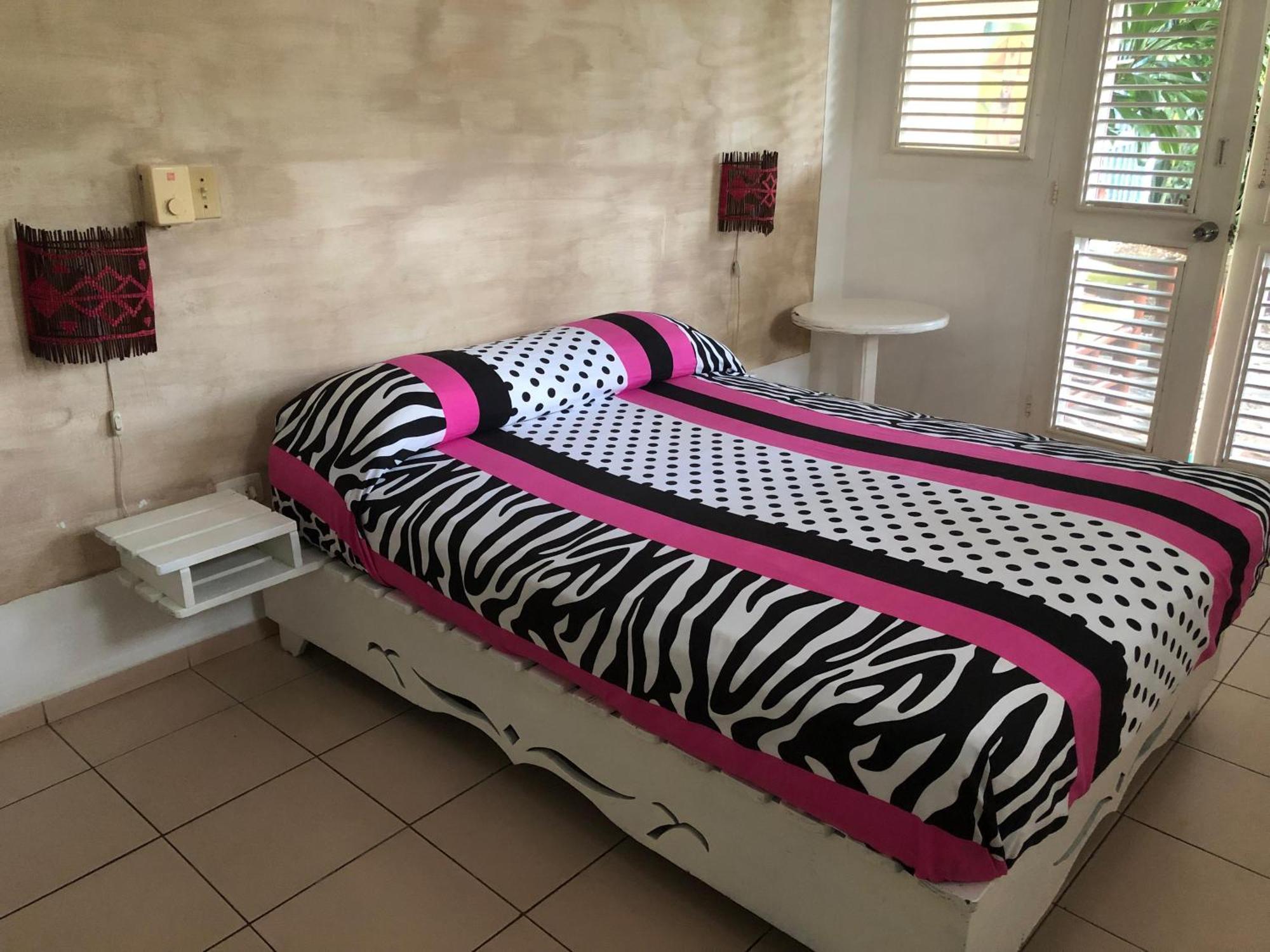לאס טרנאס Hotel Casa Robinson מראה חיצוני תמונה