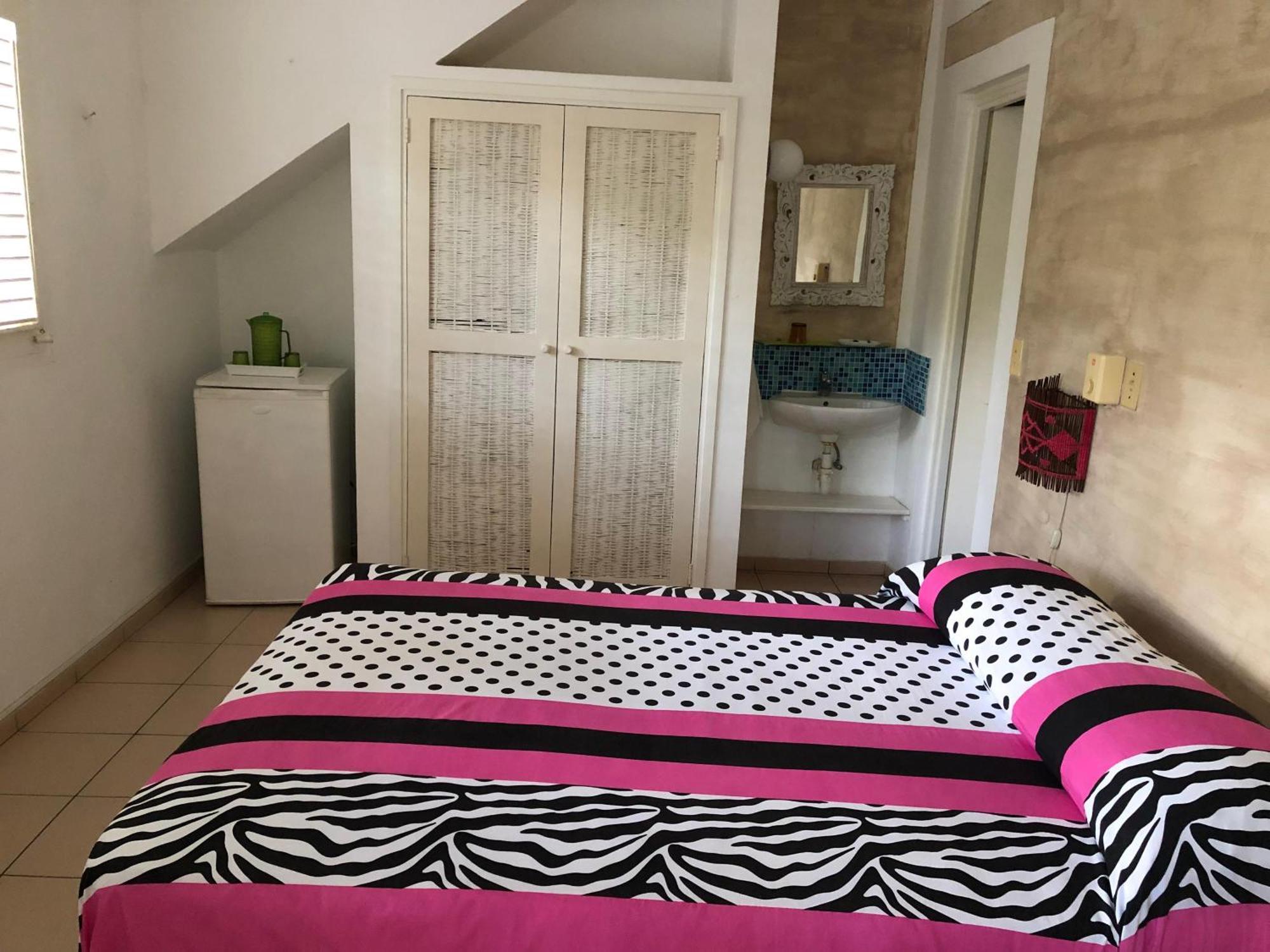 לאס טרנאס Hotel Casa Robinson מראה חיצוני תמונה